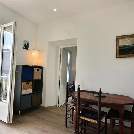 Cap A 400 M Des Plages 昂蒂布